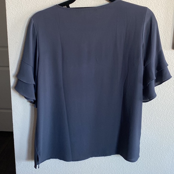 Loft, XS petite (fits like a normal), Gray sleeved blouse - Picture 3 of 4
